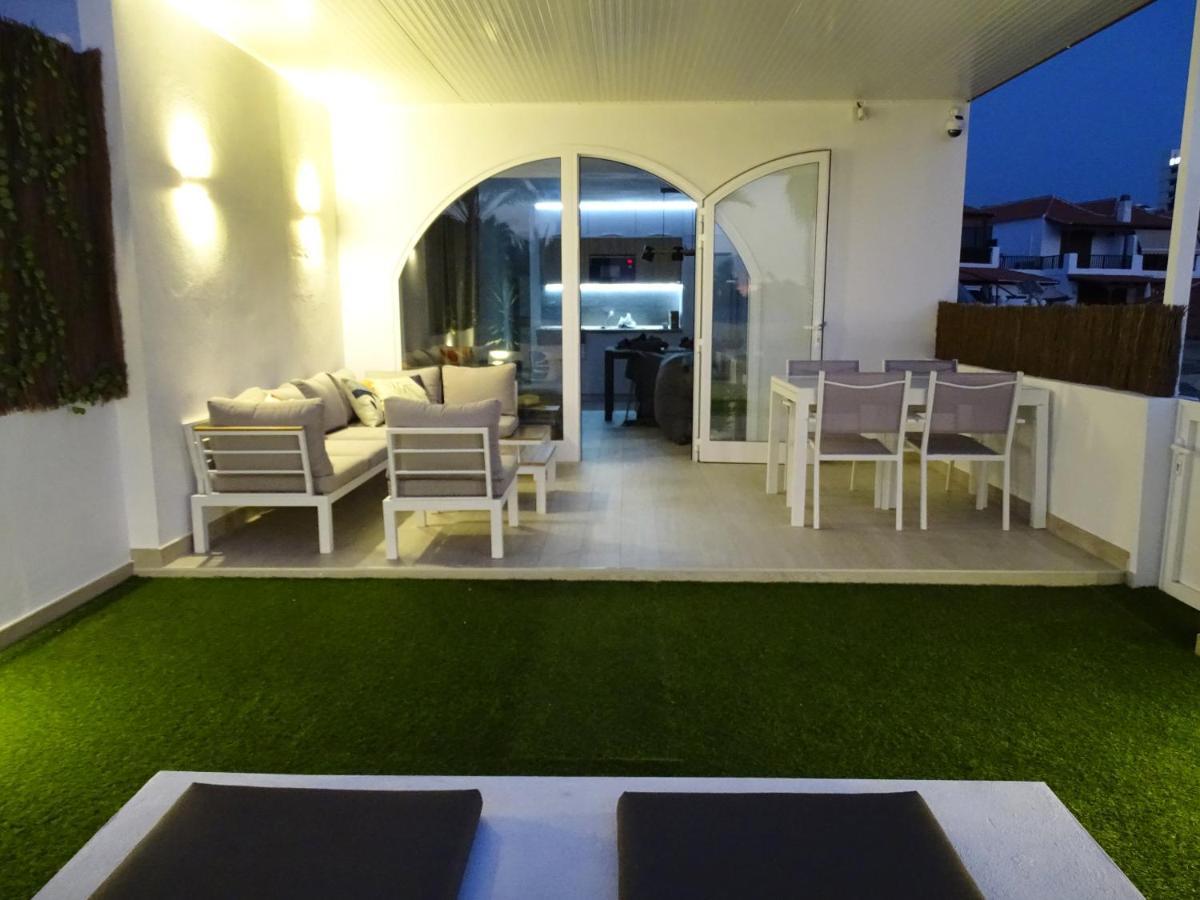 Las Americas Luxury Low-Cost Apartment With Terrace & Views Playa de las Américas Dış mekan fotoğraf