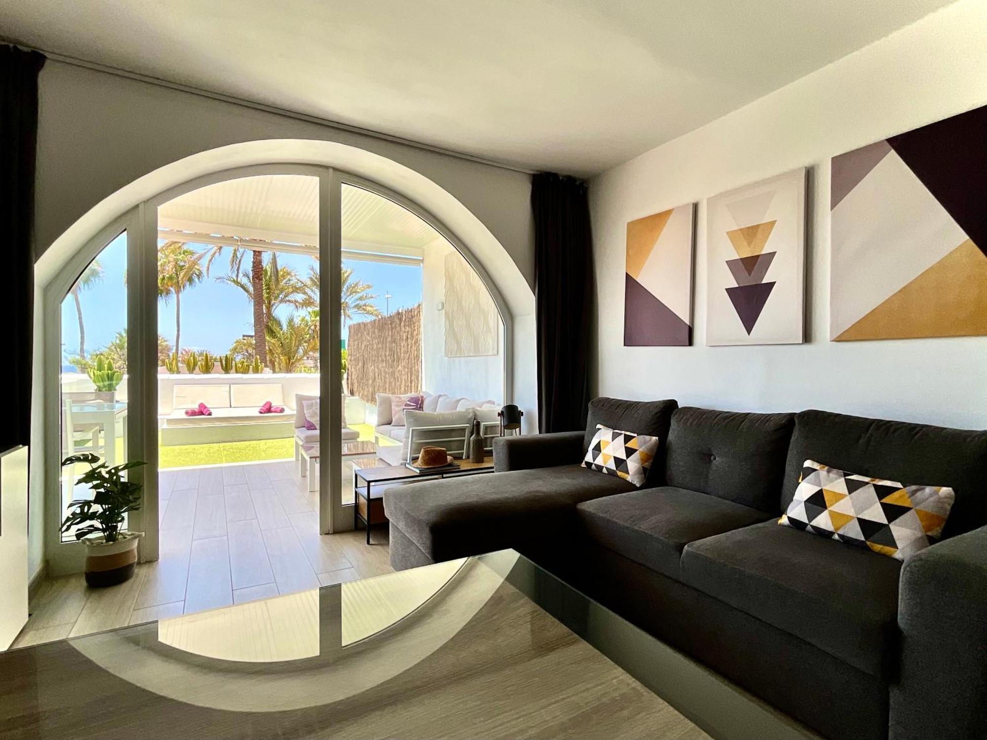 Las Americas Luxury Low-Cost Apartment With Terrace & Views Playa de las Américas Dış mekan fotoğraf